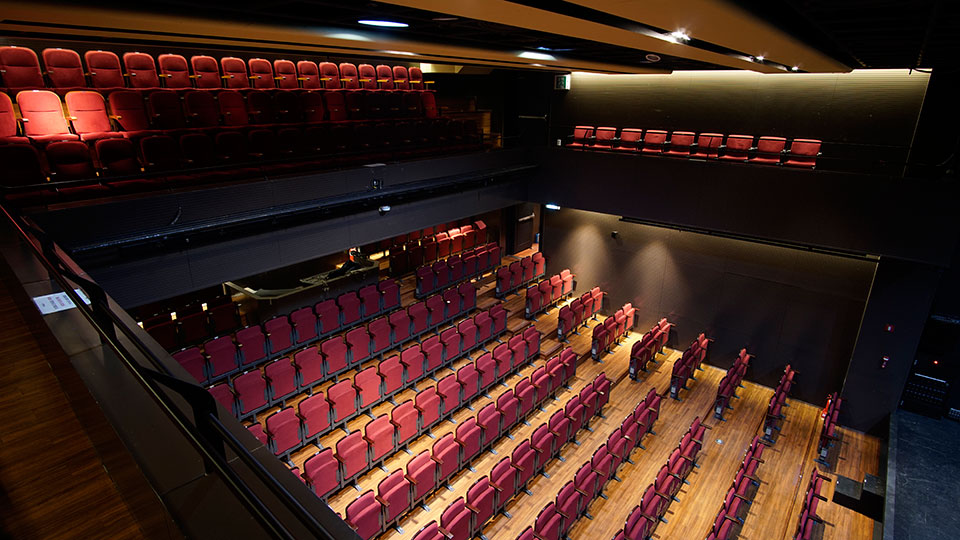 [2관 객석] 2층 우측에서 본 모습